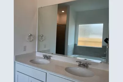 101 Lancia Street, Hutto, TX 78634 - Photo 11