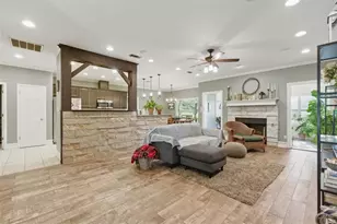 21457 Lakefront Dr, Lago Vista, TX 78645 - Photo 9