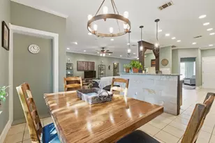 21457 Lakefront Dr, Lago Vista, TX 78645 - Photo 3