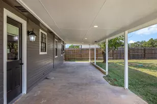 1081 Pr 7023 Prairie, Elgin, TX 78621 - Photo 5