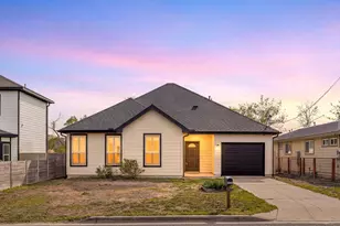 4805 Louis Ave, Austin, TX 78721 - Photo 1