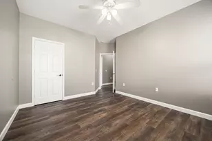 4805 Louis Ave, Austin, TX 78721 - Photo 17