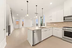 6819 Wolfcreek Pass, Austin, TX 78749 - Photo 9