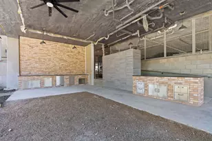 100 W Mockingbird Ln, Austin, TX 78745 - Photo 23