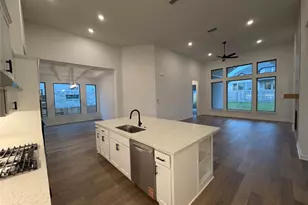 109 Gibbs Dr, Liberty Hill, TX 78642 - Photo 3