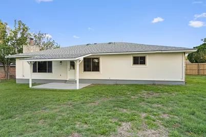 110 Live Oak Drive, Georgetown, TX 78628 - Photo 29