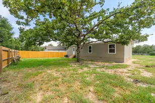 178 Moon Mist Dr, Bastrop, TX 78602 - Photo 37