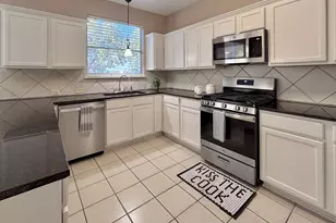 1346 Ashberry Trail, Georgetown, TX 78626 - Photo 9