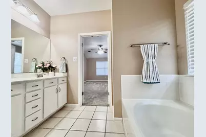 1346 Ashberry Trail, Georgetown, TX 78626 - Photo 21