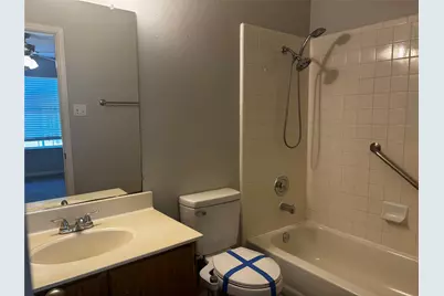 501 Texas Avenue, Round Rock, TX 78664 - Photo 17