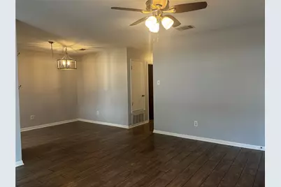 501 Texas Avenue, Round Rock, TX 78664 - Photo 7
