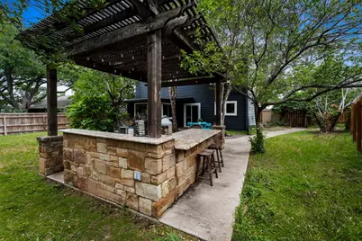 11600 Parkfield Drive, Austin, TX 78758 - Photo 33