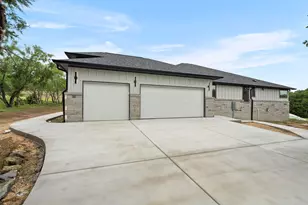 103 Westcreek Dr, Bertram, TX 78605 - Photo 7