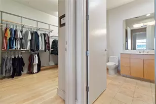 555 E 5th St, Austin, TX 78701 - Photo 21