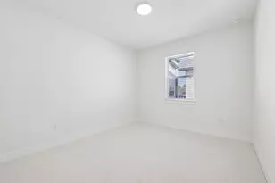 200 W 56th St, Austin, TX 78751 - Photo 23
