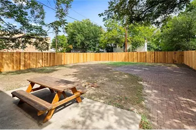 506 W 35th Street, Austin, TX 78705 - Photo 21