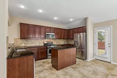 1729 Hidden Springs Path, Round Rock, TX 78665 - Photo 15