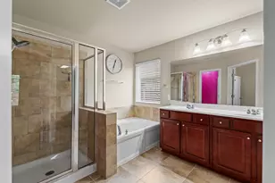 1729 Hidden Springs Path, Round Rock, TX 78665 - Photo 15