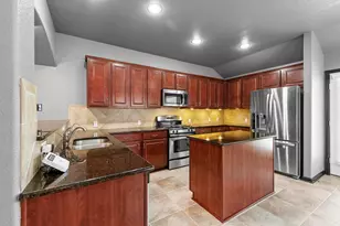 1729 Hidden Springs Path, Round Rock, TX 78665 - Photo 7