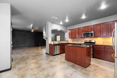 1729 Hidden Springs Path, Round Rock, TX 78665 - Photo 9