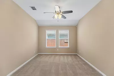 1729 Hidden Springs Path, Round Rock, TX 78665 - Photo 9