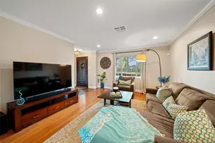 2523 Droxford Dr, Houston, TX 77008 - Photo 7