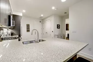 222 West Ave, Austin, TX 78701 - Photo 7