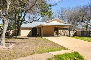 1402 Waterloo Tr, Austin, TX 78704 - Photo 1