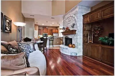 9122 Balcones Club Drive #6, Austin, TX 78750 - Photo 5