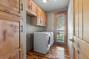 912 E 51st St, Austin, TX 78751 - Photo 11