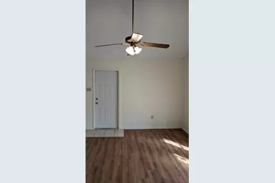 1109 N Bishop Street, San Marcos, TX 78666 - Photo 3