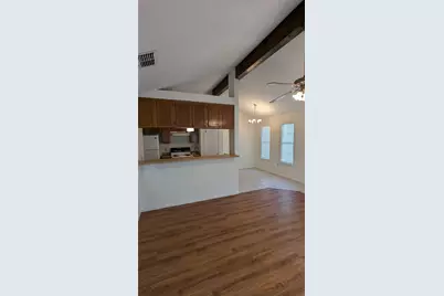 1109 N Bishop Street, San Marcos, TX 78666 - Photo 7