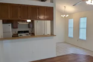 1109 N Bishop St, San Marcos, TX 78666 - Photo 7