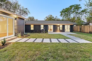 8305 Briarwood Ln, Austin, TX 78757 - Photo 33