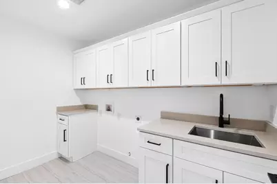 8305 Briarwood Lane, Austin, TX 78757 - Photo 23