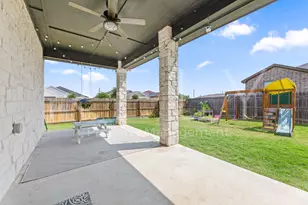129 Seattle Slew Dr, Jarrell, TX 76537 - Photo 35