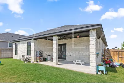 129 Seattle Slew Drive, Jarrell, TX 76537 - Photo 37