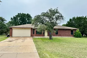 677 County Road 3081 Center, Lampasas, TX 76550 - Photo 1