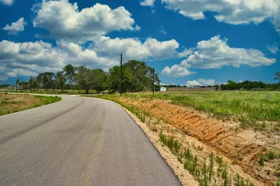 534 Ferguson Loop, Dale, TX 78616 - Photo 9