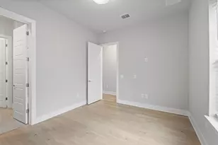 6104 Florencia Ln, Austin, TX 78724 - Photo 15