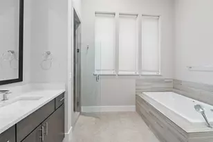 6104 Florencia Ln, Austin, TX 78724 - Photo 11