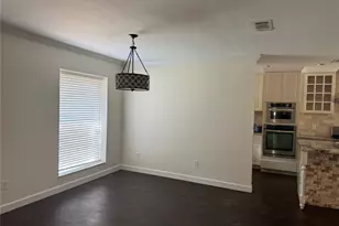8510 New Hampshire Dr, Austin, TX 78758 - Photo 5