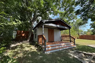 8510 New Hampshire Dr, Austin, TX 78758 - Photo 3