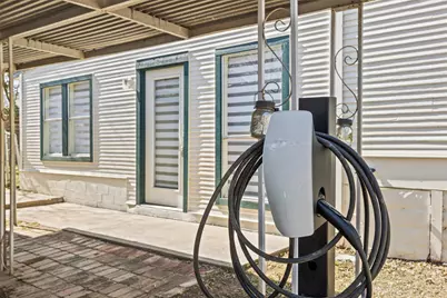 1703 Dywer Avenue, Austin, TX 78704 - Photo 37