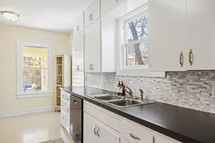 1703 Dywer Ave, Austin, TX 78704 - Photo 19