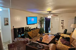 1909 Hearthside Dr, Austin, TX 78757 - Photo 11