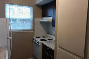 700 Franklin Blvd, Austin, TX 78751 - Photo 3