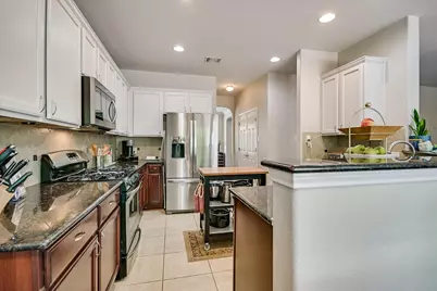 113 Fred Couples Drive, Round Rock, TX 78664 - Photo 7
