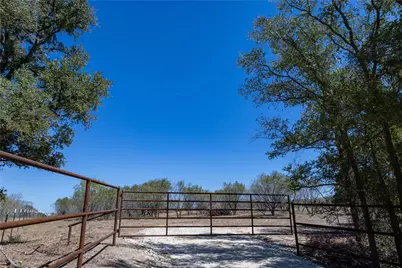 4005 Old Colony Line Road, Dale, TX 78616 - Photo 3