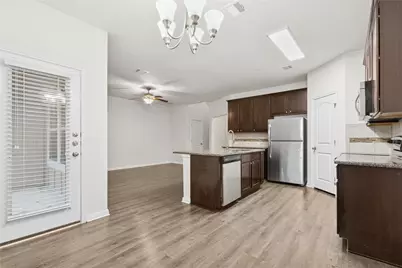 1200 S 10th Street #902, Pflugerville, TX 78660 - Photo 3
